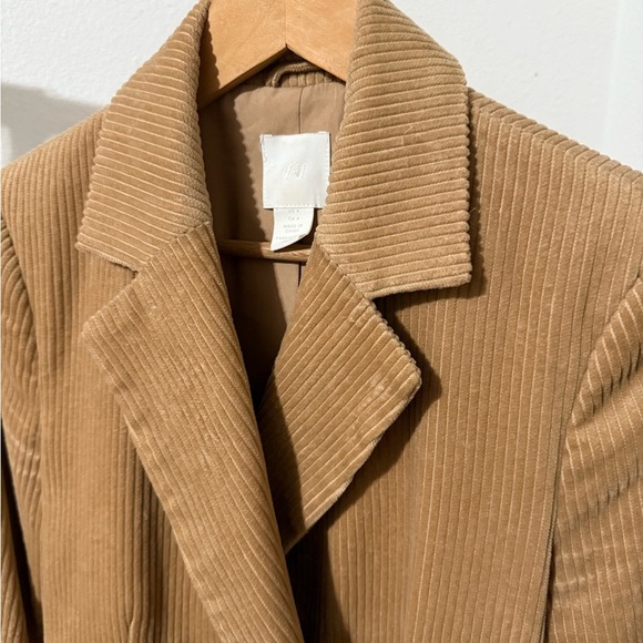 H&M Camel Corduroy Double-Breasted Blazer - Picture 3 of 8